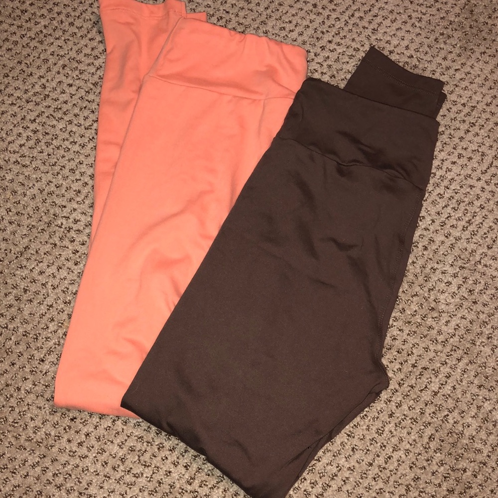 2 pair - Lularoe leggings. Size OS